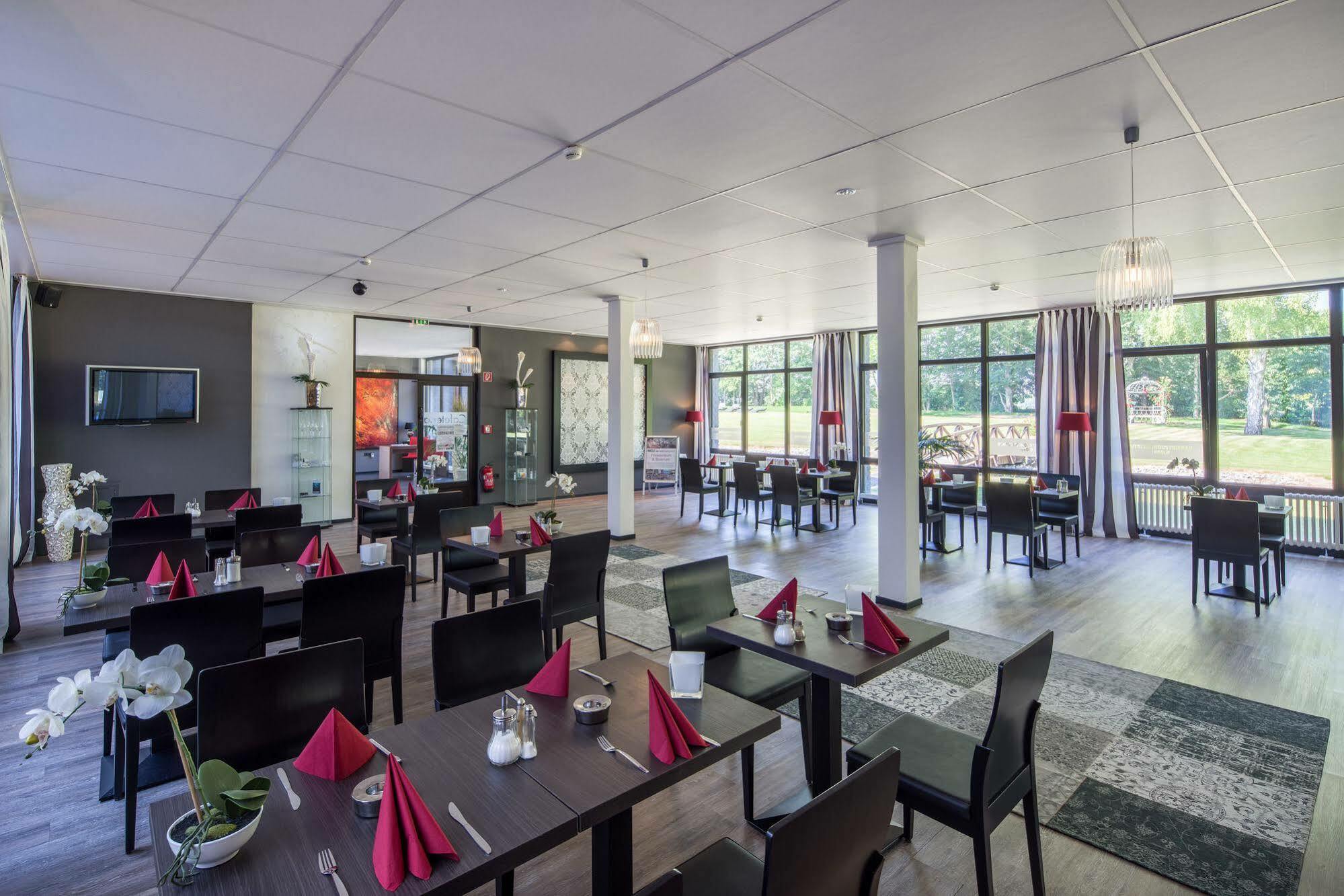 Salinenparc Design Budget Hotel Westernkotten